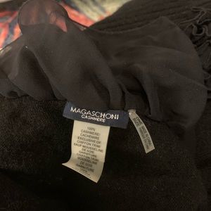 Magaschoni used black cashmere scarf